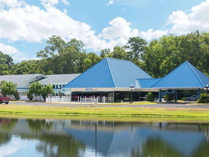 Days Inn By Wyndham Savannah Airport Kültér fotó