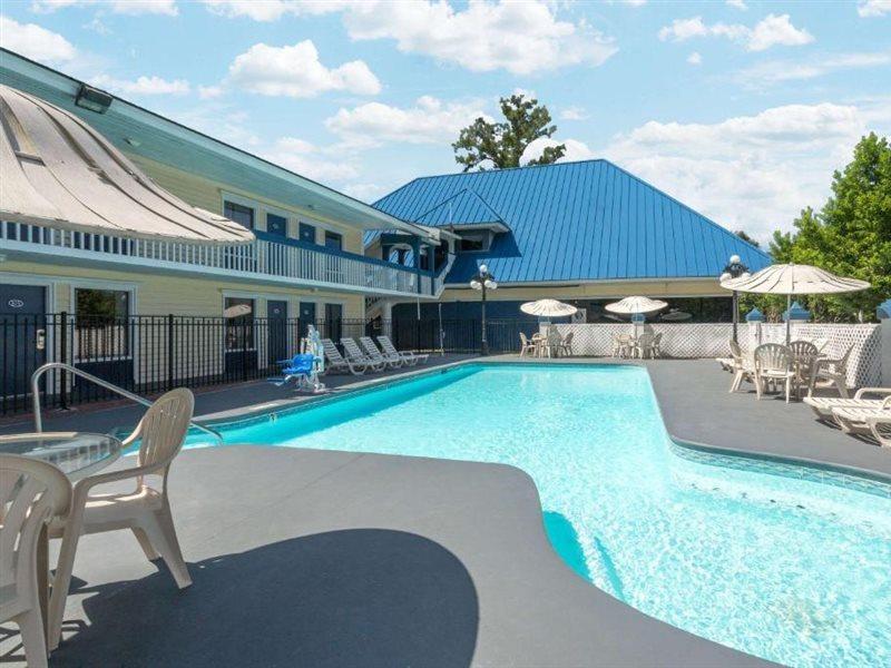 Days Inn By Wyndham Savannah Airport Kültér fotó