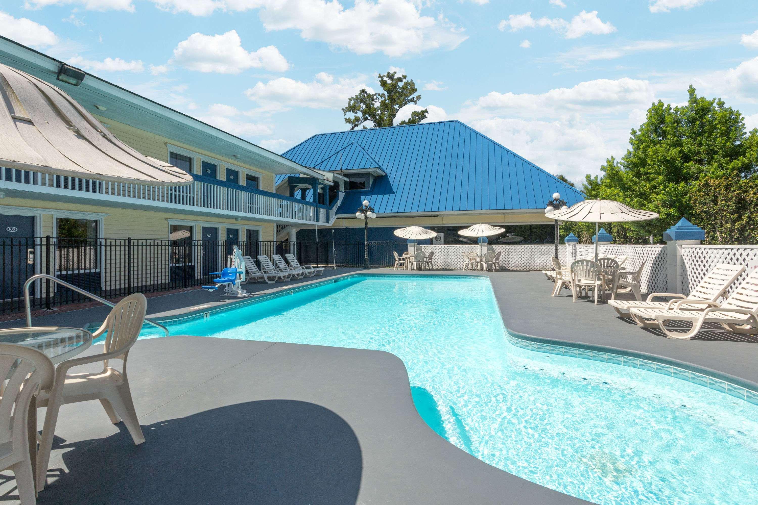 Days Inn By Wyndham Savannah Airport Kültér fotó