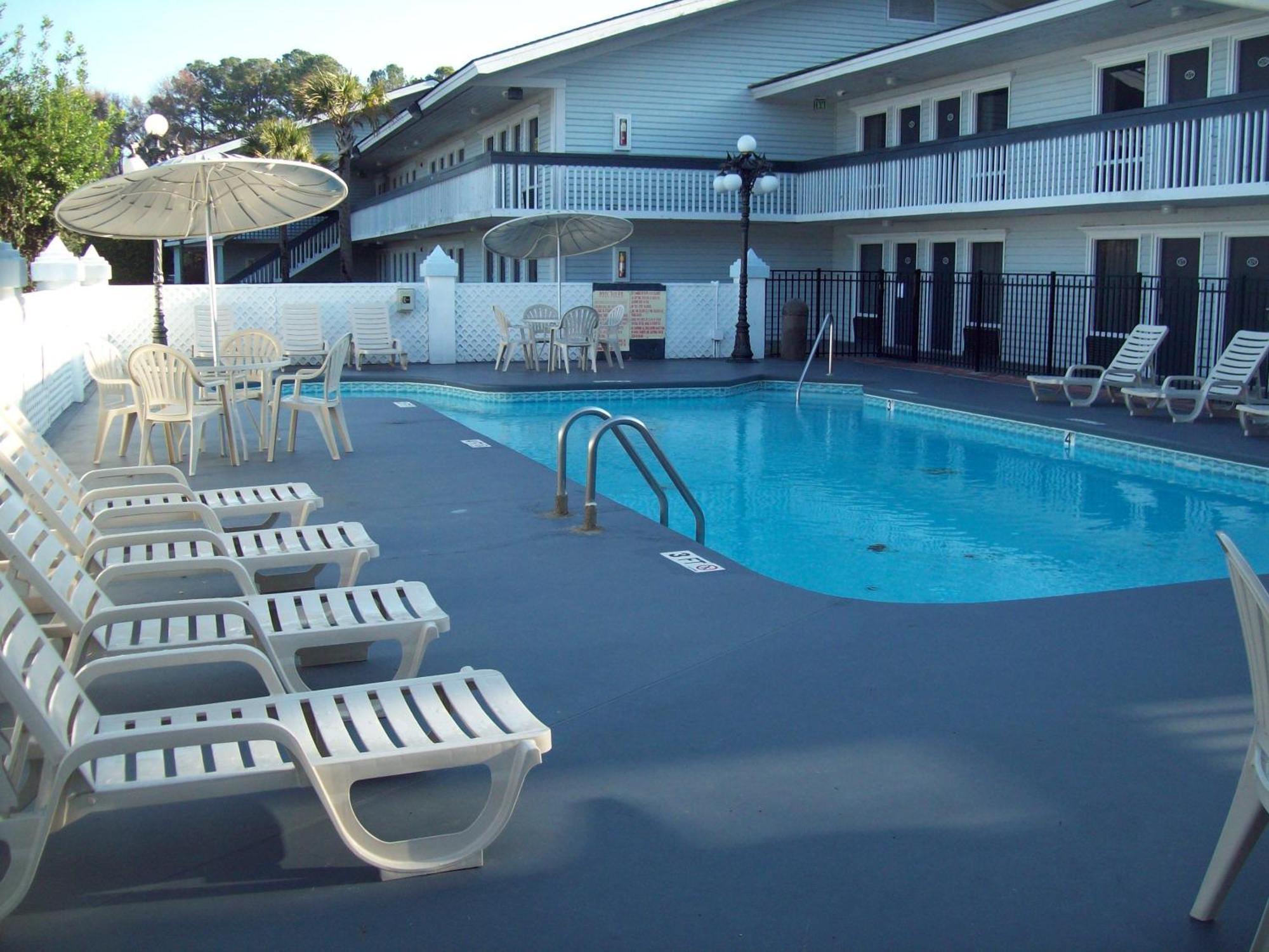 Days Inn By Wyndham Savannah Airport Kültér fotó